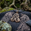 Amulette viking Midgard – Pendentif nordique symbolique en bronze