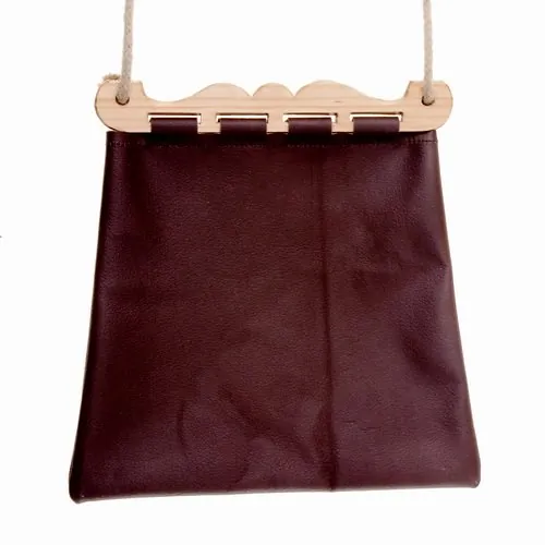 Sac viking en cuir – Pochette historique Hedeby